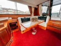 Luxus-Yachtfahrt in Prag